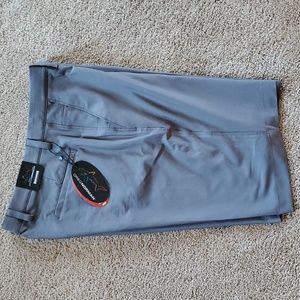 Greg Norman golf shorts NWT